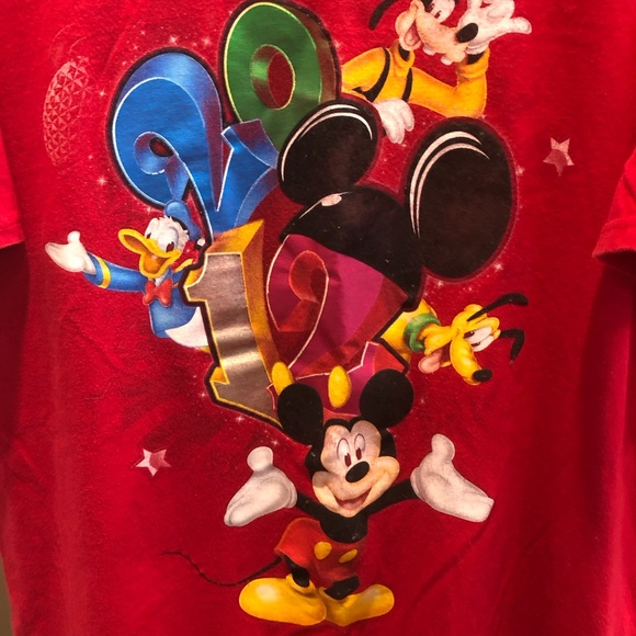 Disney 2012 Tee - Picture 2 of 2